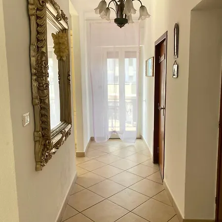 Appartement In By The Sea